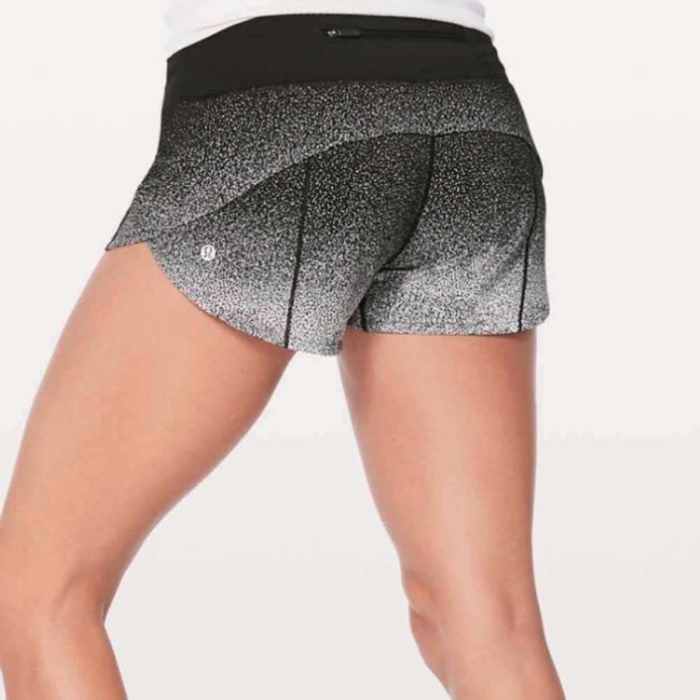 Lululemon speckled ombre speed up shorts